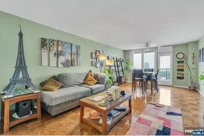 2150 Center Avenue 19A #19A, Fort Lee, NJ 07024 - Photo 1