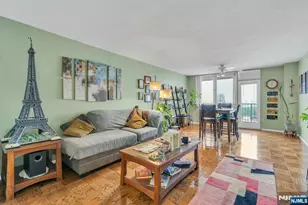 2150 Center Ave 19A, Fort Lee, NJ 07024 - Photo 1