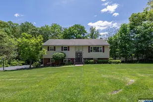 50 Norman Dr, Ramsey, NJ 07446 - Photo 1