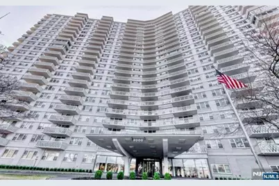 2000 Linwood Avenue 5N #5N, Fort Lee, NJ 07024 - Photo 1