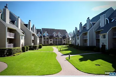 607 River Renaissance, East Rutherford, NJ 07073 - Photo 1