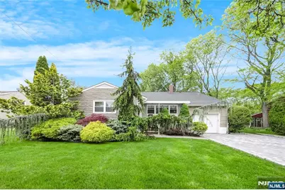 556 Boulevard, New Milford, NJ 07646 - Photo 1