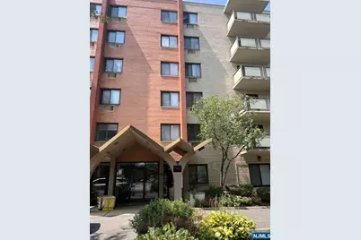 77 Prospect Avenue 2F #2F, Hackensack, NJ 07601 - Photo 1
