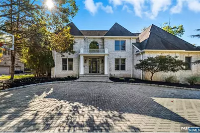 32 Moeser Place, Old Tappan, NJ 07675 - Photo 1