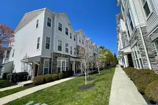 24 Dahlia Ln 24, Garfield, NJ 07026 - Photo 1