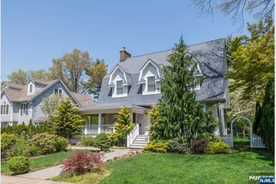 189 Park Avenue, Leonia, NJ 07605 - Photo 1
