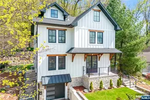 9 Palmer Pl, Leonia, NJ 07605 - Photo 1