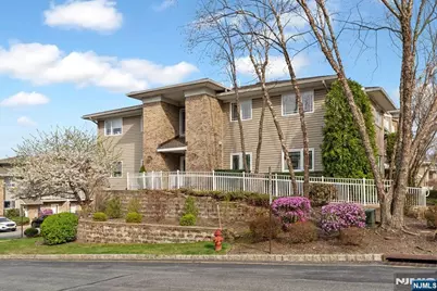 8 Wilshire Terrace, Kinnelon, NJ 07405 - Photo 1