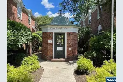 185 E Palisade Avenue A6A #A6A, Englewood, NJ 07631 - Photo 1