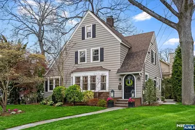 56 Roxbury Place, Glen Rock, NJ 07452 - Photo 1