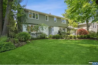 12 Egan Place, Englewood Cliffs, NJ 07632 - Photo 1