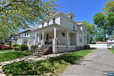 84 Union Place, Ridgefield Park, NJ 07660 - Photo 1