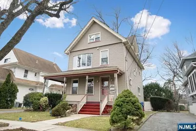 17 W Pierrepont Avenue 1 #1, Rutherford, NJ 07070 - Photo 1