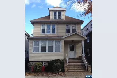 479 Oakdene Avenue 1 #1, Cliffside Park, NJ 07010 - Photo 1