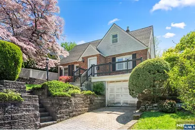 416 Fort Lee Road, Leonia, NJ 07605 - Photo 1