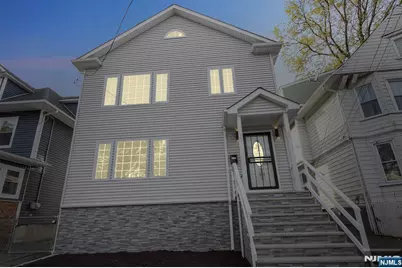 35 End Avenue, Newark, NJ 07106 - Photo 1