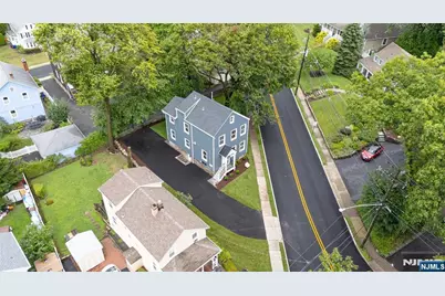 43 Franklin Avenue 2 #2, Midland Park, NJ 07432 - Photo 1