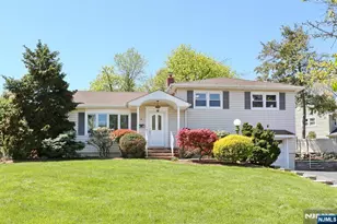 4 Hemlock St, Waldwick, NJ 07463 - Photo 1