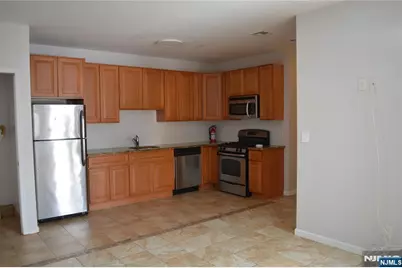 16-18 N Front 5 #5, Bergenfield, NJ 07621 - Photo 1