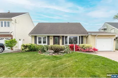 186 Cambridge, Saddle Brook Township, NJ 07663 - Photo 1