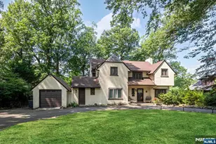 56 Malcolm Rd, Mahwah, NJ 07430 - Photo 1