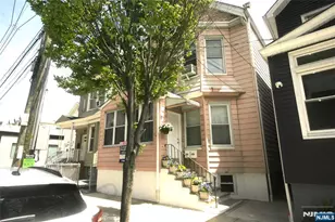 242 Grant Ave, East Newark, NJ 07029 - Photo 1