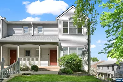 160 Panorama Drive, Edgewater, NJ 07020 - Photo 1