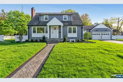 5 Somerset Court, Glen Rock, NJ 07452 - Photo 1