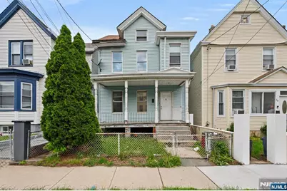 52 Lincoln Street, Passaic, NJ 07055 - Photo 1