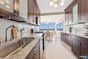 6 Horizon Rd, Fort Lee, NJ 07024 - Photo 1