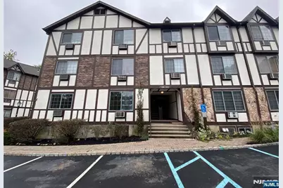 2110 Hawthorne Lane, Mahwah, NJ 07430 - Photo 1