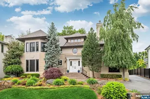 1115 Buckingham Rd, Fort Lee, NJ 07024 - Photo 1