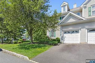 52 Straton Ct 1006, Sayreville, NJ 08859 - Photo 1