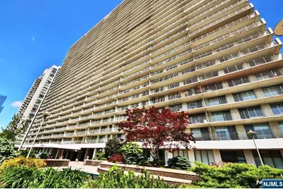 1530 Palisade Avenue 25B #25B, Fort Lee, NJ 07024 - Photo 1