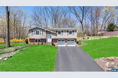 9 Shawnee Trail, Montville Township, NJ 07045 - Photo 1