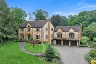 948 Ewing Ave, Franklin Lakes, NJ 07417 - Photo 1