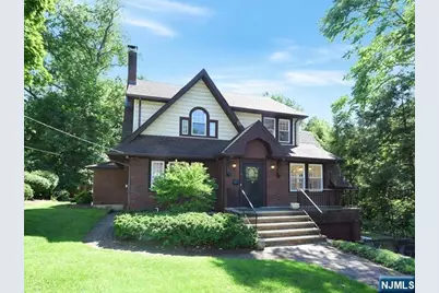 8 Laurel Avenue, Tenafly, NJ 07670 - Photo 1