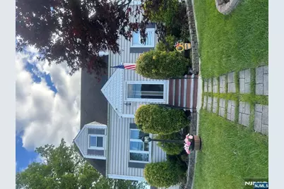 105-107 Canterbury Avenue 2 #2, North Arlington, NJ 07031 - Photo 1