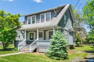 150 W Orchard St, Allendale, NJ 07401 - Photo 1