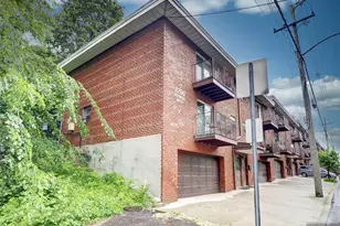 2200 Paterson Plank Road 19, North Bergen, NJ 07047 - Photo 1