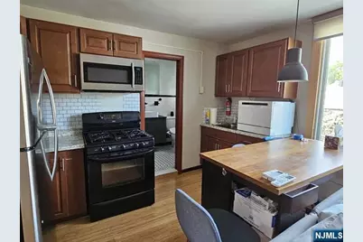 271 Davis Avenue 3 #3, Kearny, NJ 07032 - Photo 1