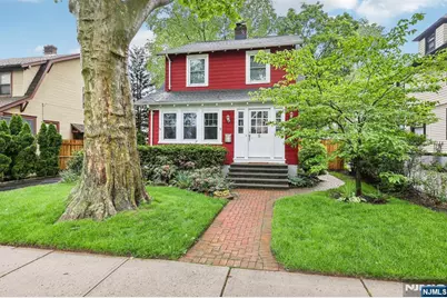 5 Laurel Place, Glen Ridge, NJ 07028 - Photo 1