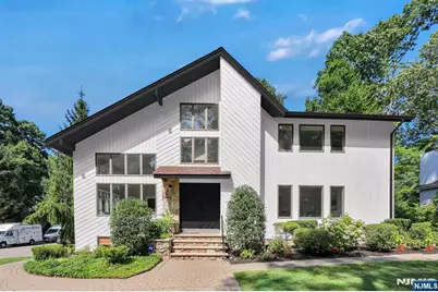 2 Mission Way, Tenafly, NJ 07670 - Photo 1