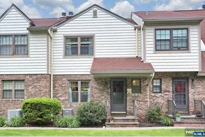 101 E Oak Street D-2 #D-2, Oakland, NJ 07436 - Photo 1