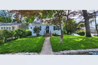 72 Ridgewald Avenue, Waldwick, NJ 07463 - Photo 1