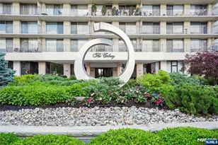 1530 Palisade Ave 21M, Fort Lee, NJ 07024 - Photo 1