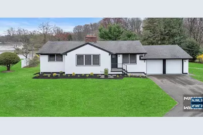 76 Hollywood Avenue, Fairfield, NJ 07004 - Photo 1