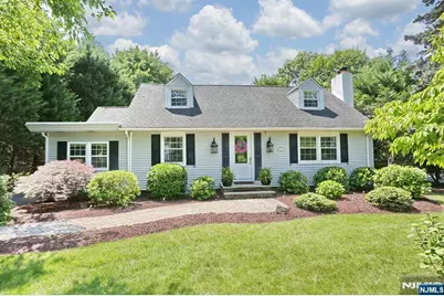 853 S Maple Avenue, Glen Rock, NJ 07452 - Photo 1