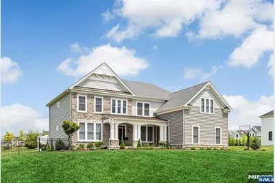 15 Meadowbrook Road, Upper Saddle River, NJ 07458 - Photo 1