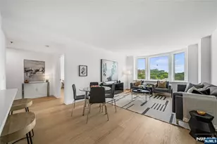 3116 City Pl, Edgewater, NJ 07020 - Photo 1